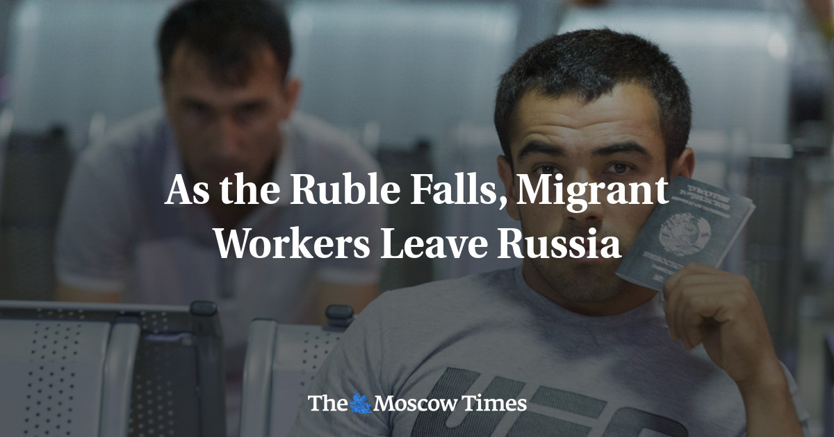 Saat rubel jatuh, pekerja migran meninggalkan Rusia