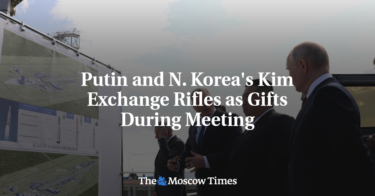 Gift Exchange between Putin and North Korea’s Kim Takes Place During Meeting