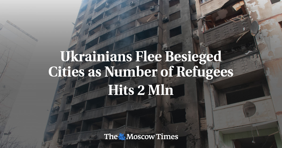 Warga Ukraina meninggalkan kota-kota yang terkepung karena jumlah pengungsi mencapai 2 juta