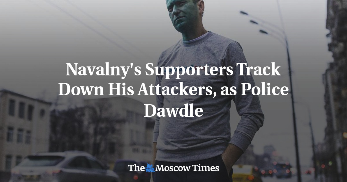 Pendukung Navalny melacak penyerangnya seperti polisi yang membuang-buang waktu