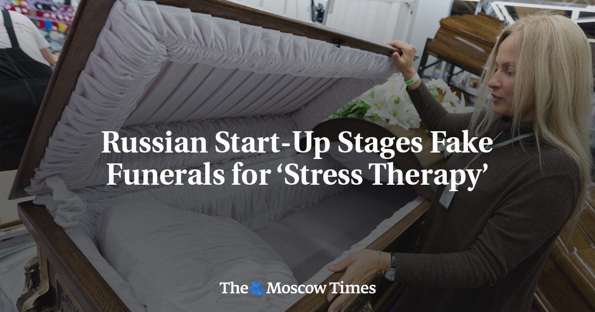 Российский стартап организовал фальшивые похороны для «стресс-терапии»