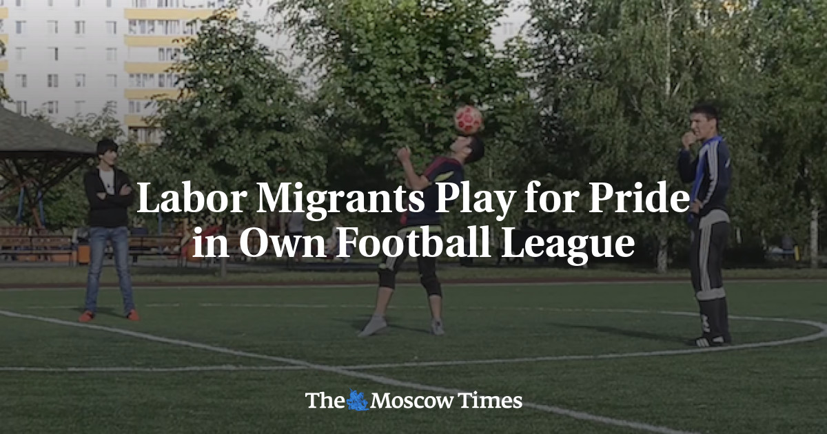Para pekerja migran bermain demi kebanggaan di liga sepak bola mereka sendiri