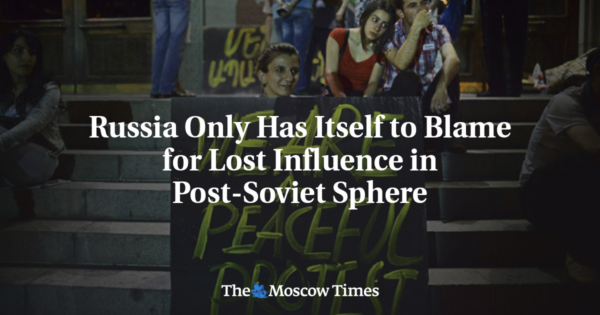 Rusia hanya menyalahkan dirinya sendiri atas pengaruh yang hilang di lingkungan pasca-Soviet