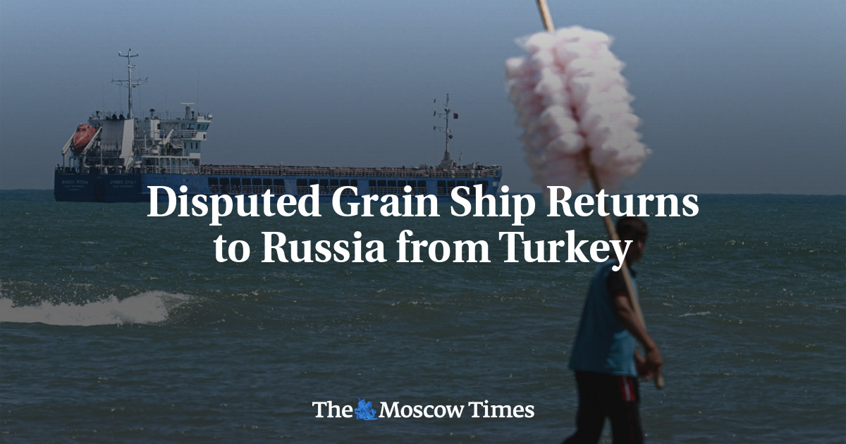 Kapal gandum yang disengketakan kembali ke Rusia dari Turki