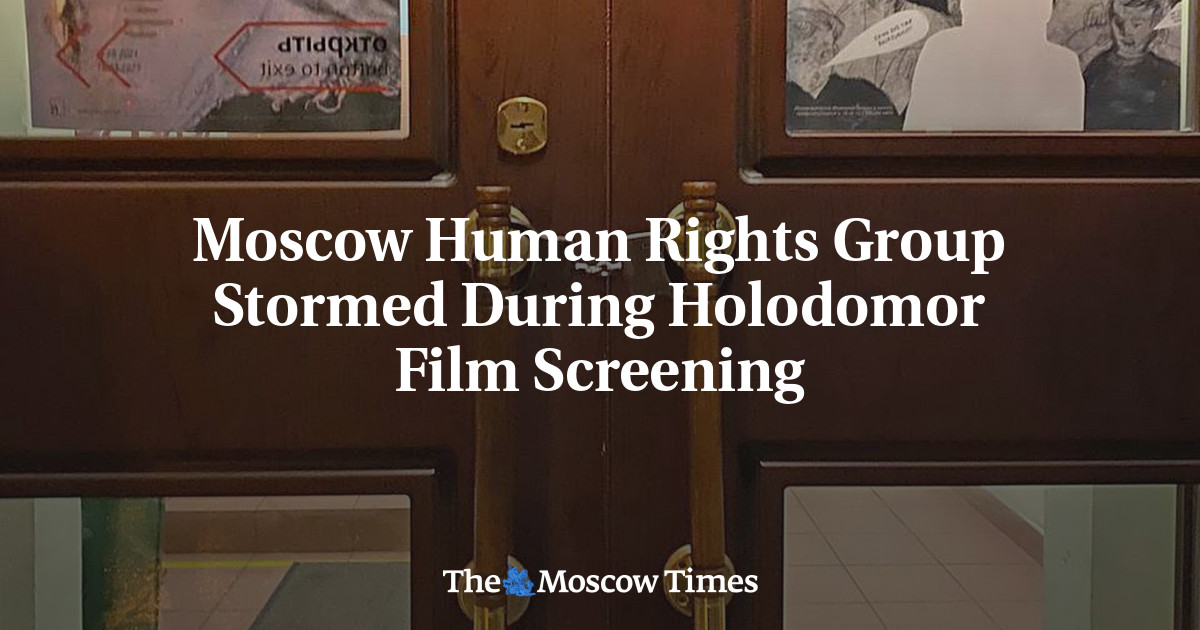 Kelompok Hak Asasi Manusia Moskow Diserbu Selama Pemutaran Film Holodomor