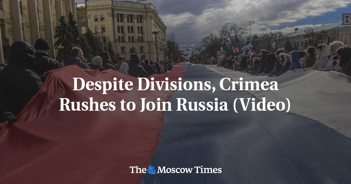 Despite Divisions, Crimea Rushes to Join Russia (Video)