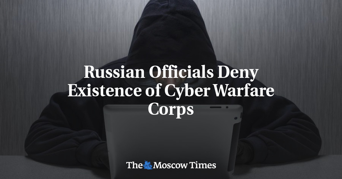 Para pejabat Rusia menyangkal keberadaan korps perang siber