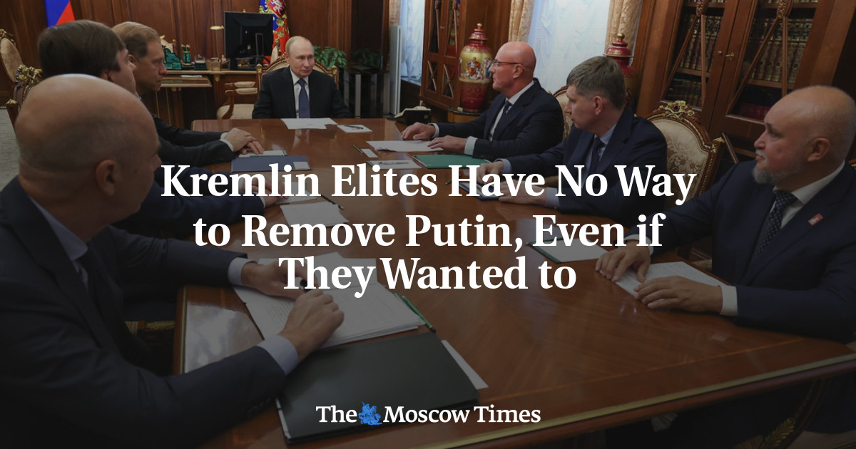 Boris Bondarev: 				Kremlin Elites Have No Way to Remove Putin, Even if They Wanted to