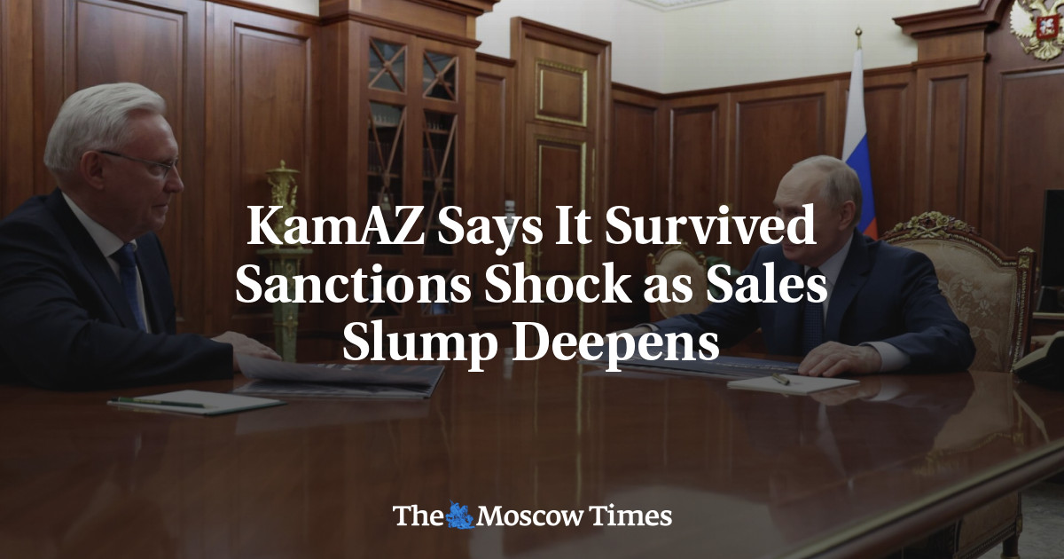 KamAZ Says It Survived Sanctions Shock as Sales Slump Deepens