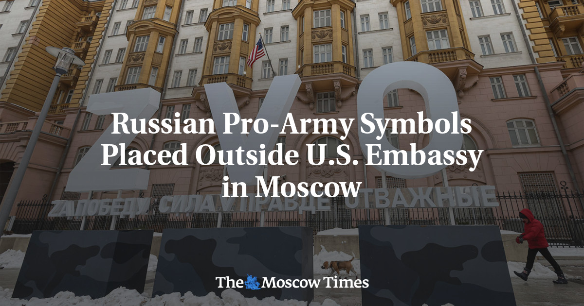 Russian Pro-Army Symbols Placed Outside U.S. Embassy in Moscow