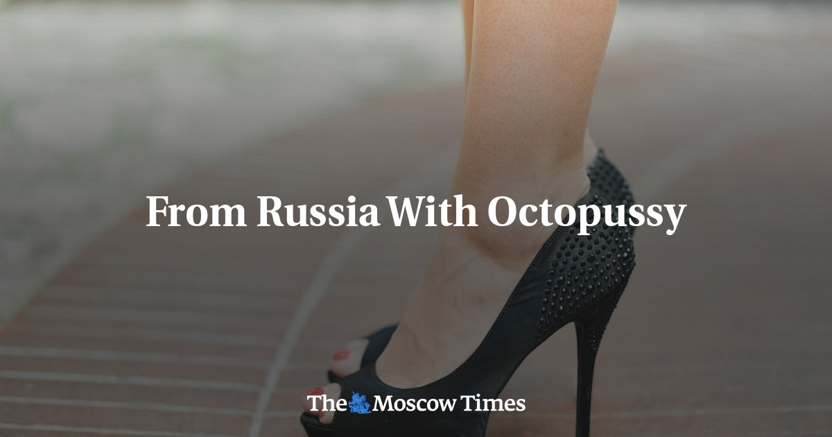 Dari Rusia Dengan Octopussy