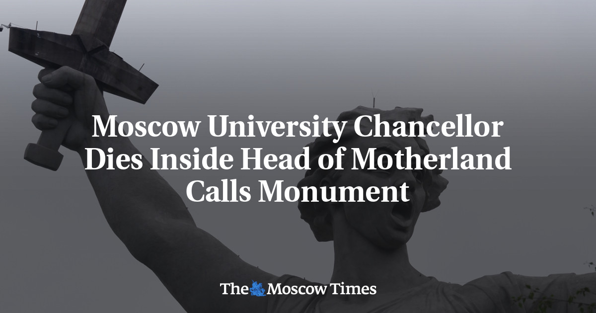 Moscow University Chancellor Dies Inside Head of Motherland Calls Monument