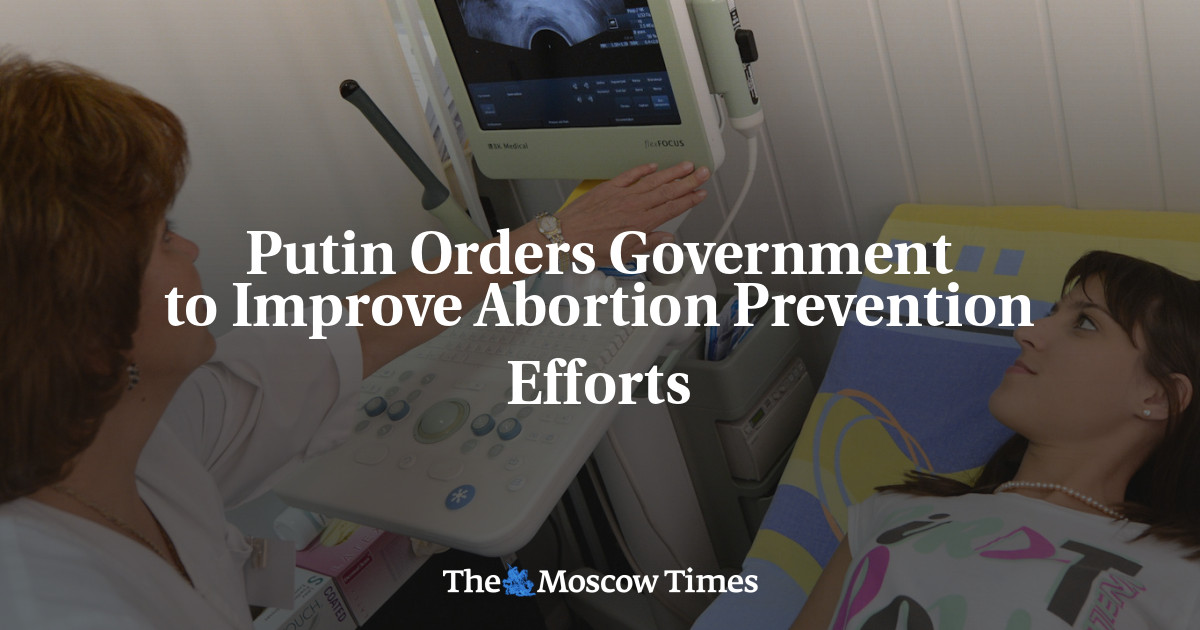 Putin memerintahkan pemerintah untuk meningkatkan upaya pencegahan aborsi