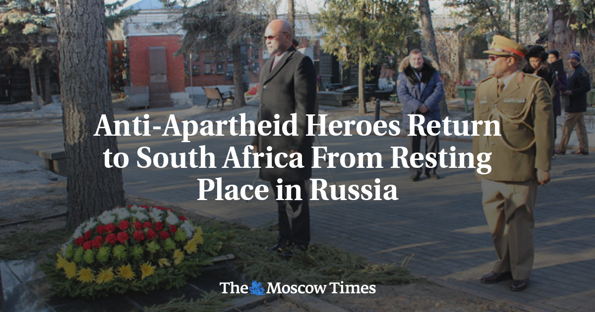 Pahlawan anti-apartheid kembali ke Afrika Selatan dari tempat peristirahatan di Rusia