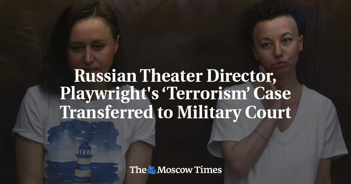Russian Theater Director, Playwright's ‘Terrorism’ Case Transferred to Military Court