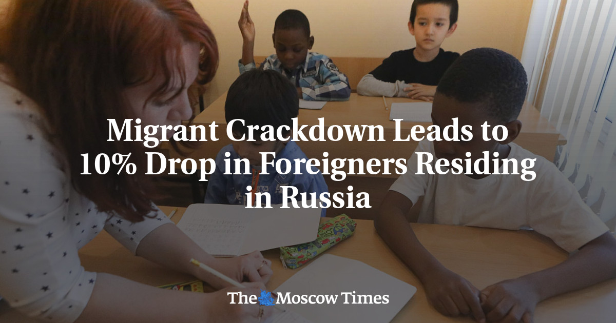 Migrant Crackdown Leads to 10% Drop in Foreigners Residing in Russia