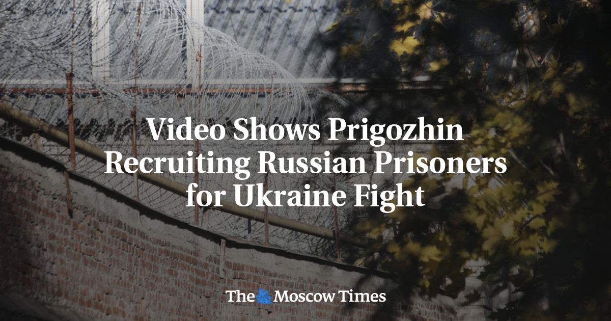 На видео видно, как Пригожин вербует российских военнопленных для борьбы с Украиной