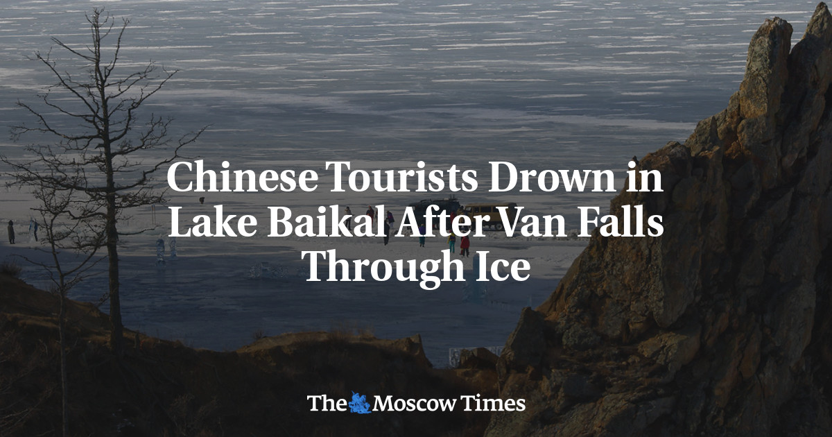 Chinese Tourists Drown in Lake Baikal After Van Falls Through Ice