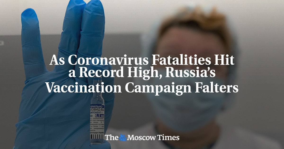 Saat kematian akibat virus corona mencapai rekor tertinggi, kampanye vaksinasi Rusia terputus-putus
