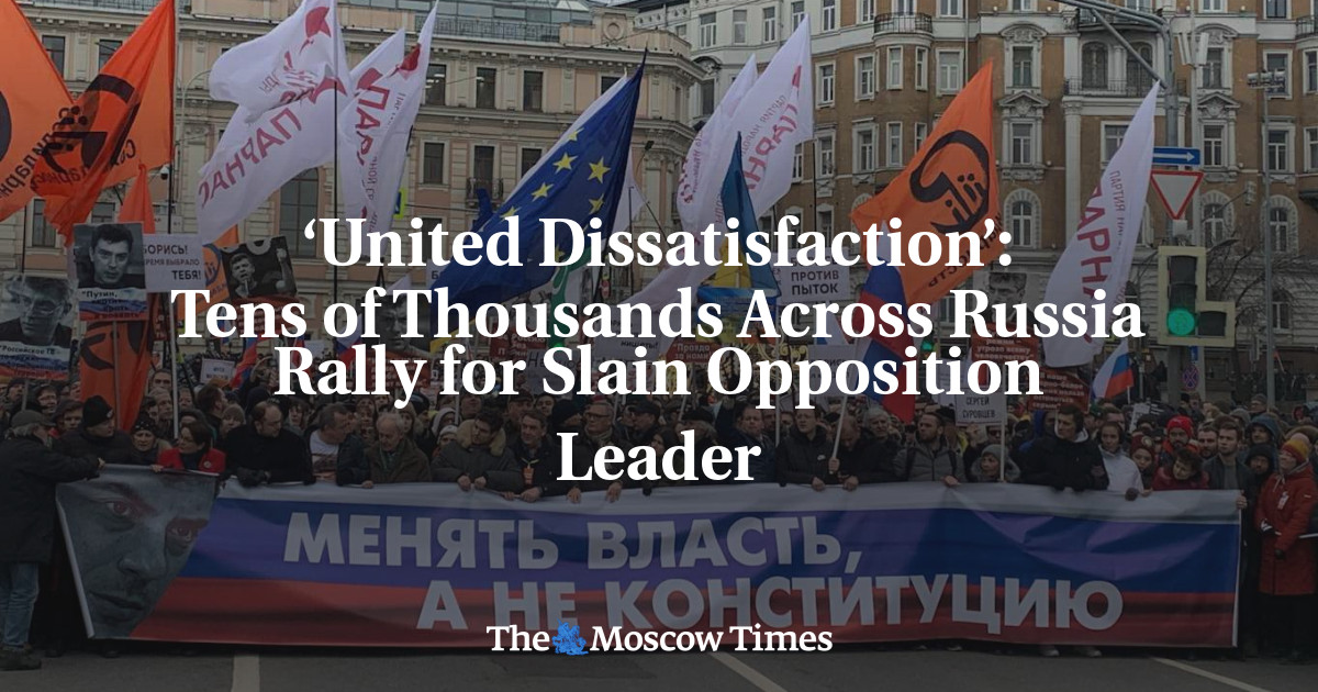 ‘Ketidakpuasan bersatu’: Puluhan ribu orang di seluruh Rusia berunjuk rasa untuk pemimpin oposisi yang terbunuh