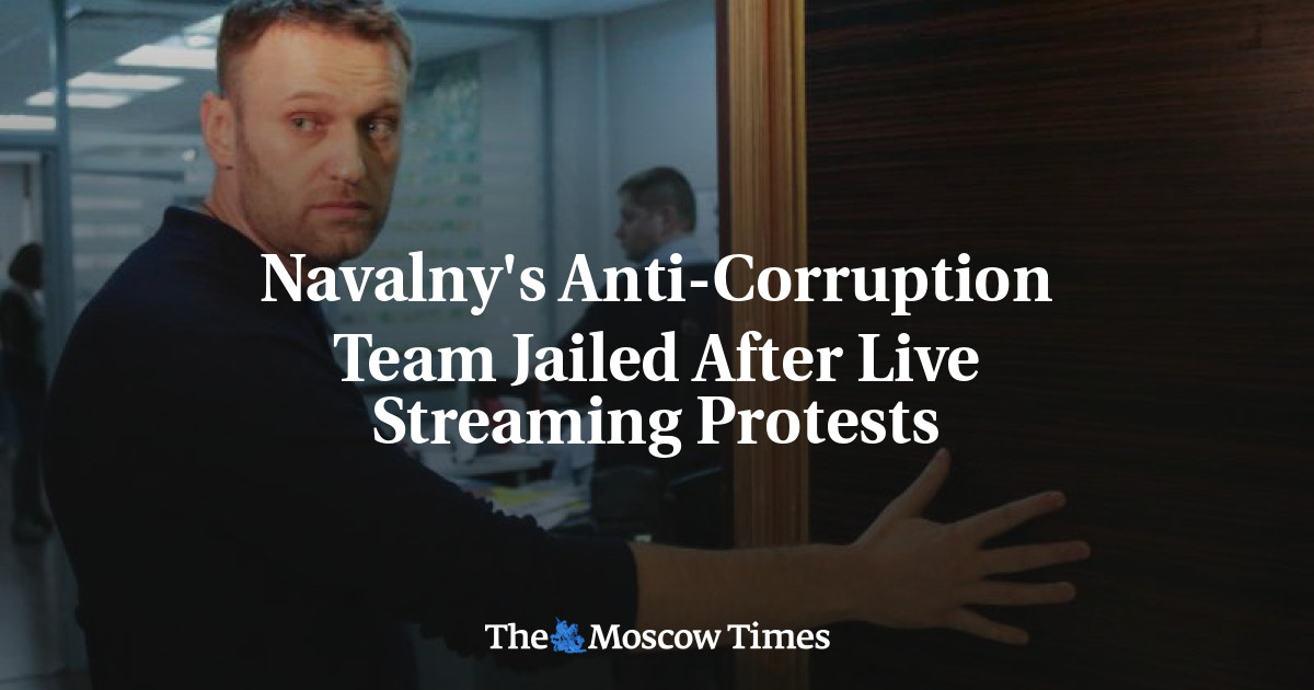 Tim anti-korupsi Navalny dipenjara setelah protes live streaming