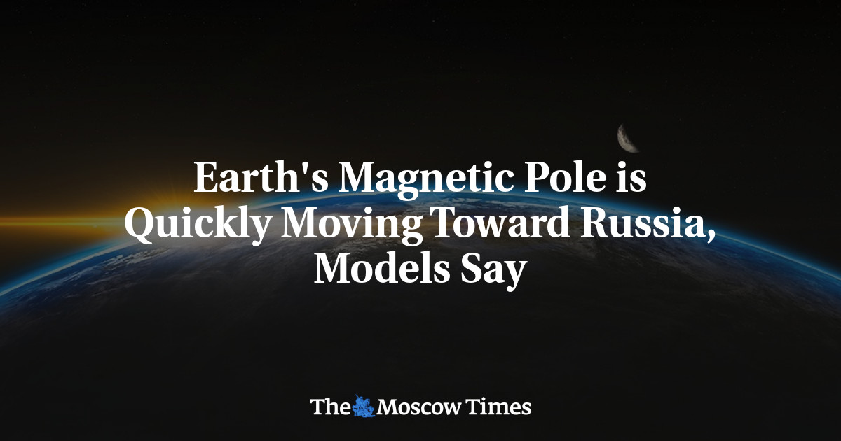 Earth's Magnetic Pole is Quickly Moving Toward Russia, Models Say