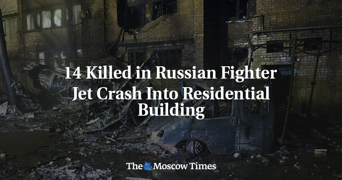 Při pádu ruského stíhacího letounu do obytného domu zahynulo 14 lidí