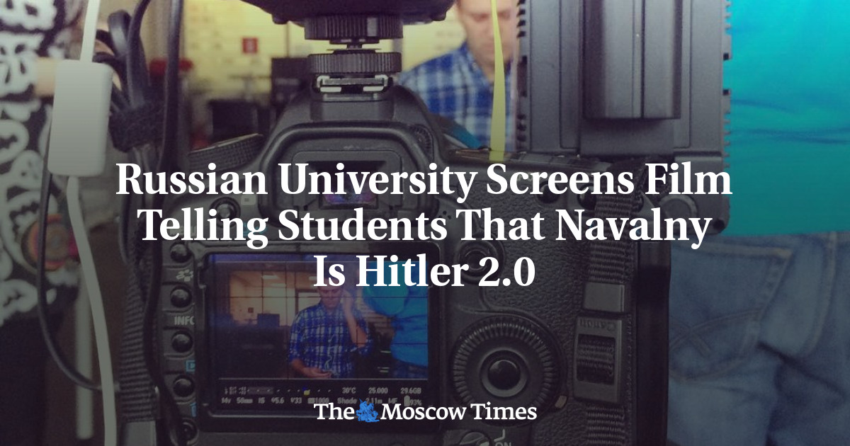 Universitas Rusia Tayangkan Film yang Menceritakan Mahasiswa Navalny Is Hitler 2.0