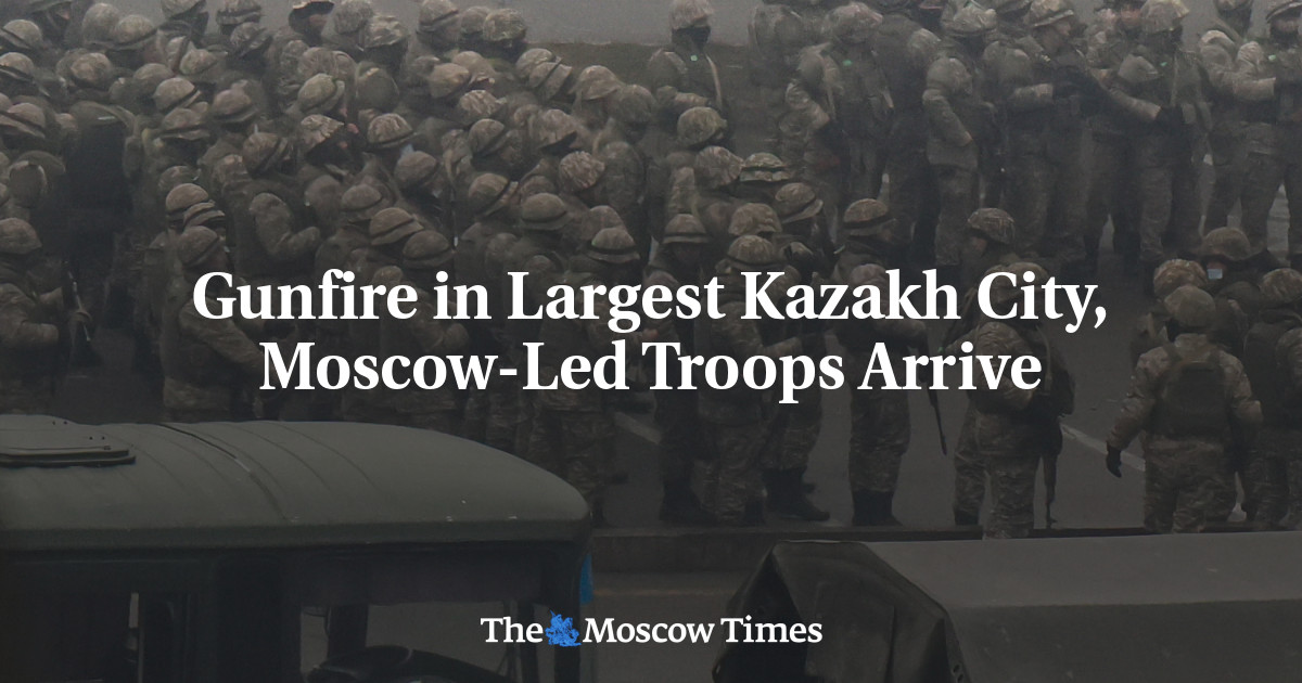 Tembakan di Kota Terbesar Kazakh, pasukan pimpinan Moskow tiba