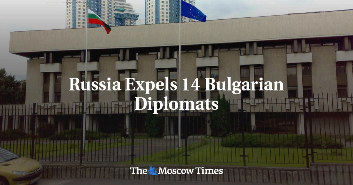 Russia Expels 14 Bulgarian Diplomats - The Moscow Times