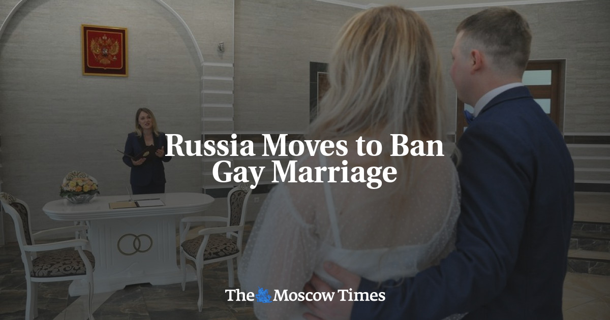 Rusia bergerak untuk melarang pernikahan gay