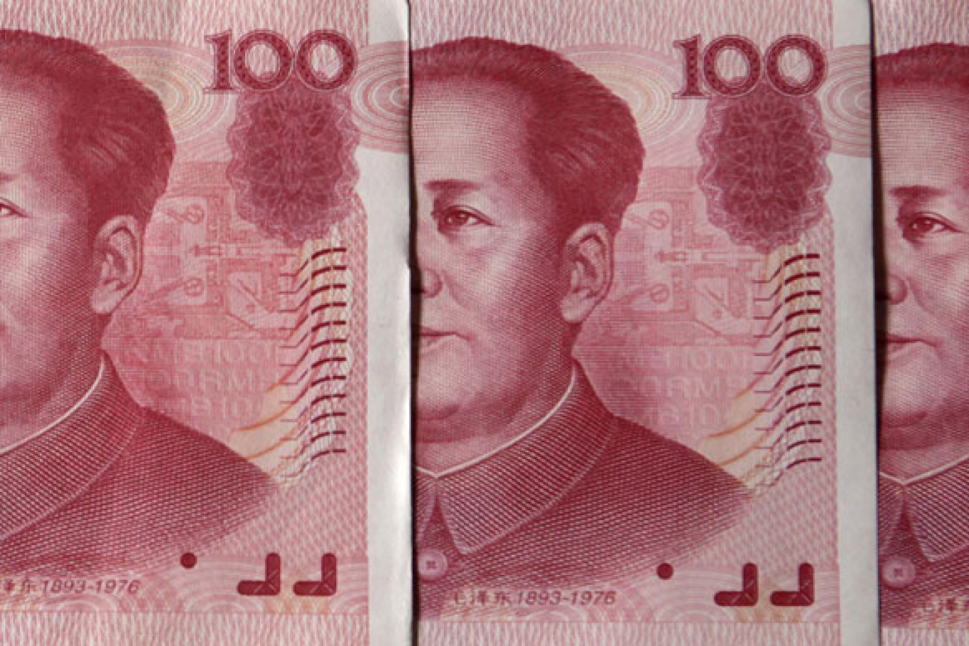 China Starts to Trade Yuan Against Ruble