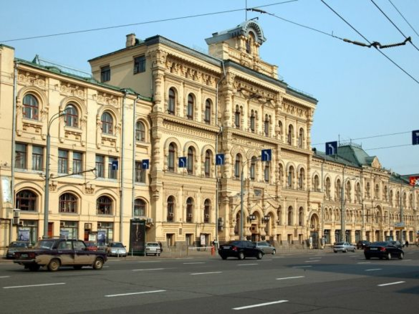 Galleries, Museums Free for Just a Day