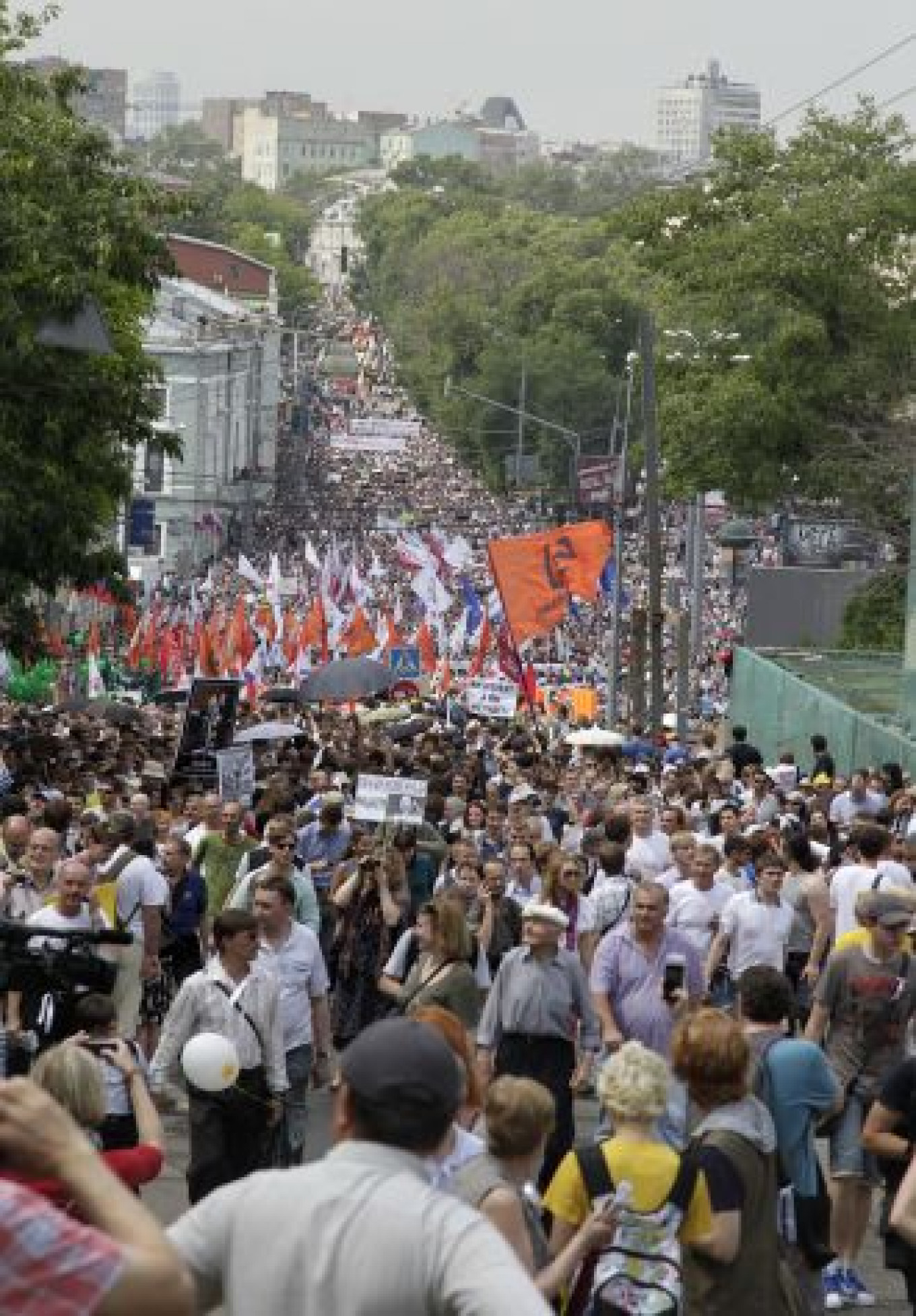 Rally Defies Threat of Fines, Rain