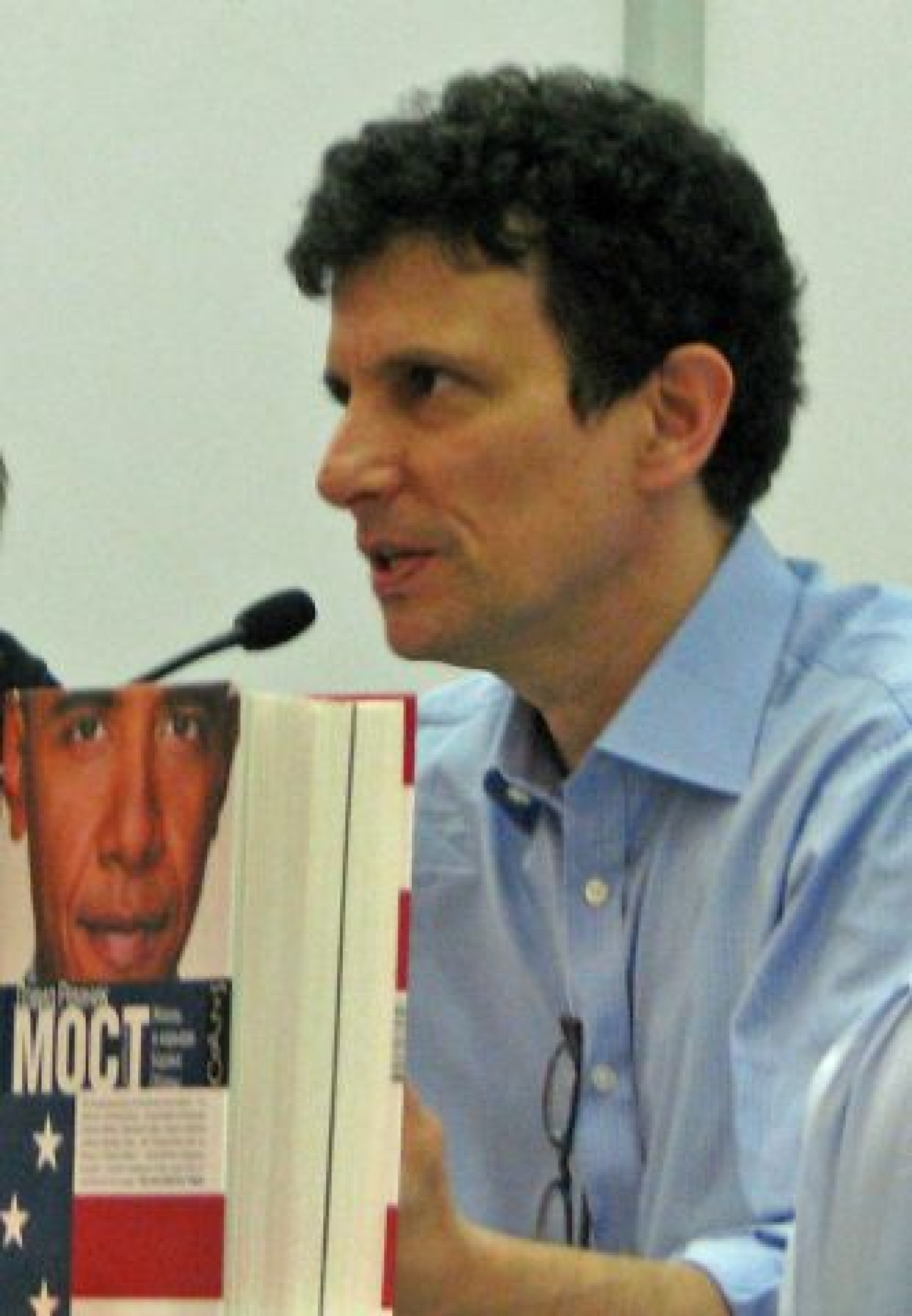 New Yorker's Remnick on Russian Yin and Yang