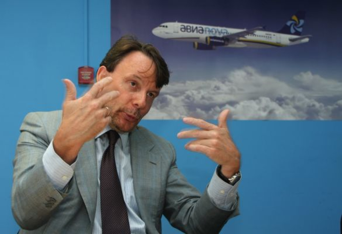Oliver Ranson Expat Airline Executives Out on Street