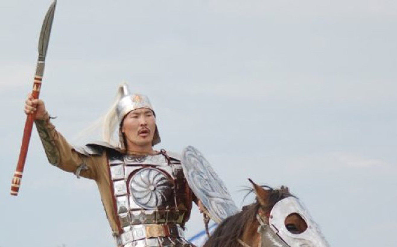 Qizning kokragidan opish video