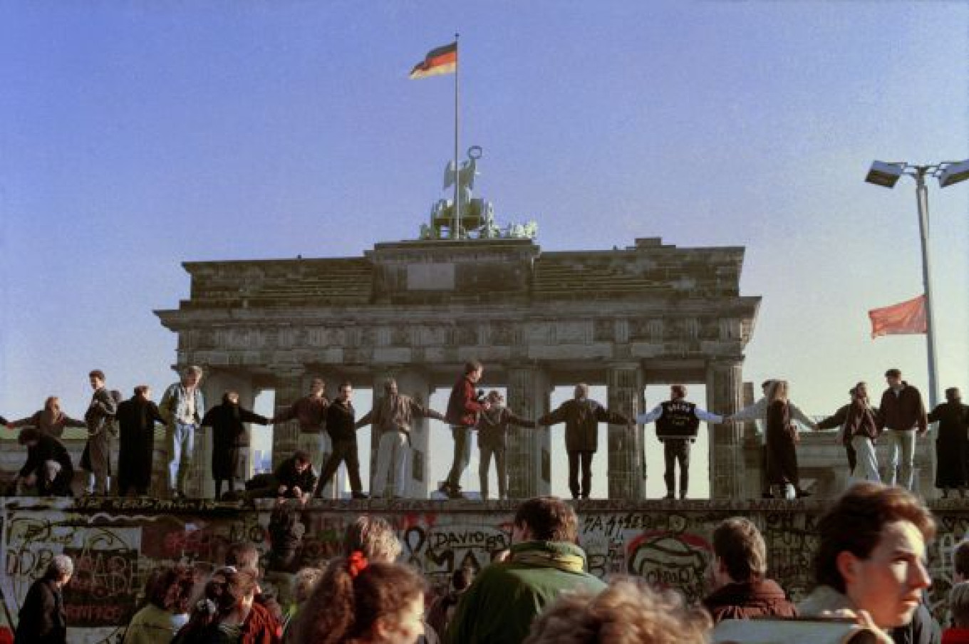 The Day the Berlin Wall Came Down and Changed History