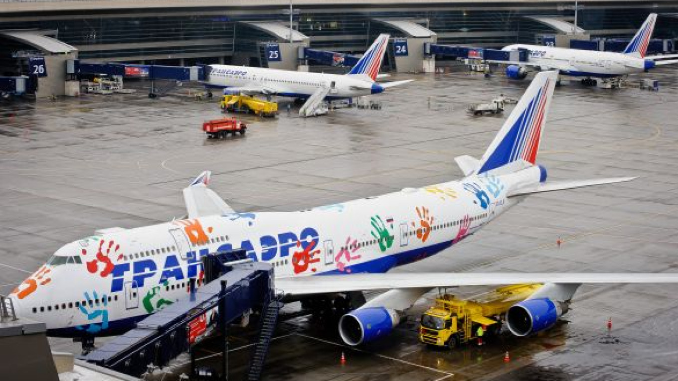 Transaero Raises $4,550 on First Charity Flight