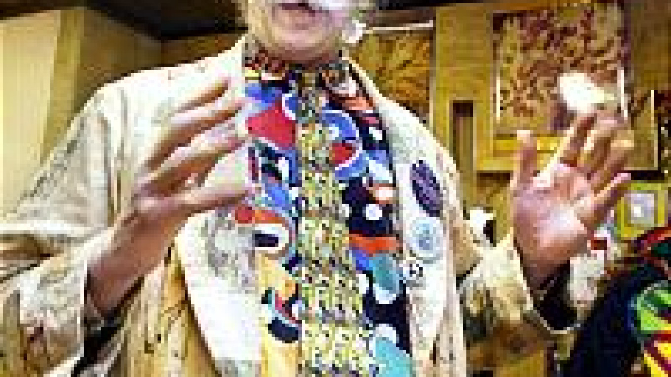 Patch Adams Today Patch Adams Prescribes His 'Laughter Therapy'