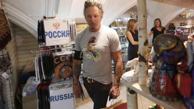 Mickey-Rourke-shirt-putin-moscow-russia.jpg